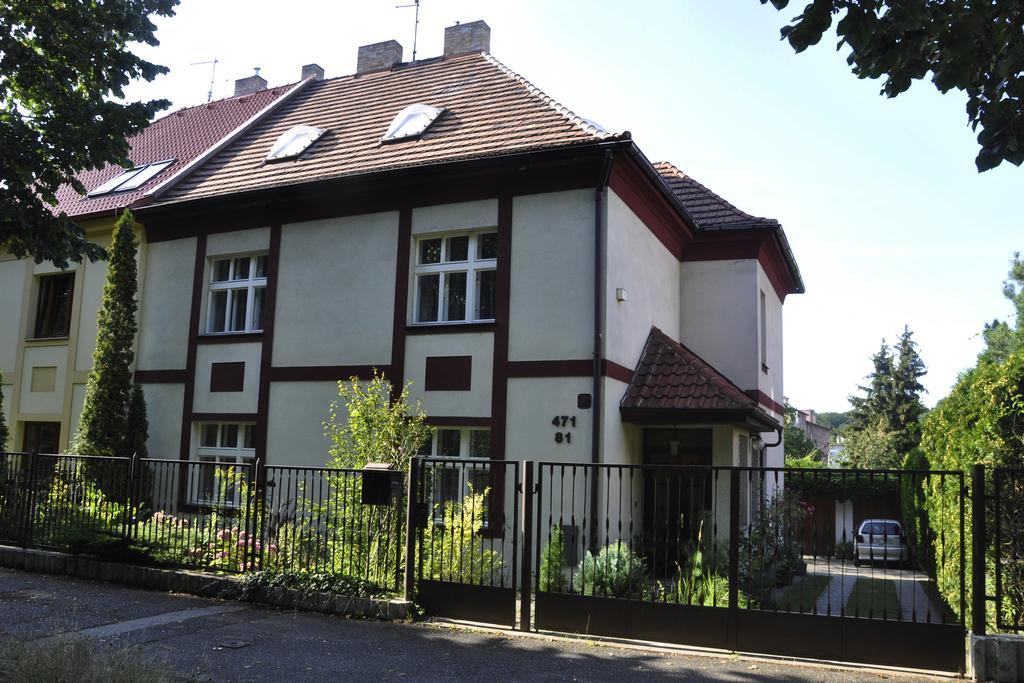 Atmospheric Quiet Apartment - Prague — Photos 2
